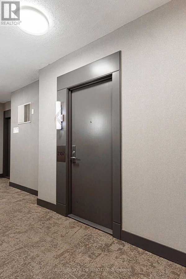 2107 - 90 ABSOLUTE AVENUE - Photo 3