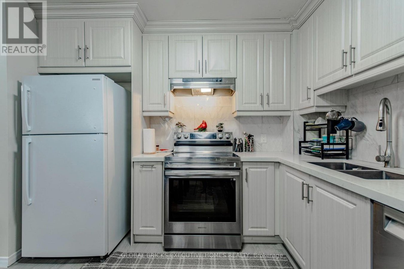 102 - 1275 CORNERBROOK PLACE - Photo 4