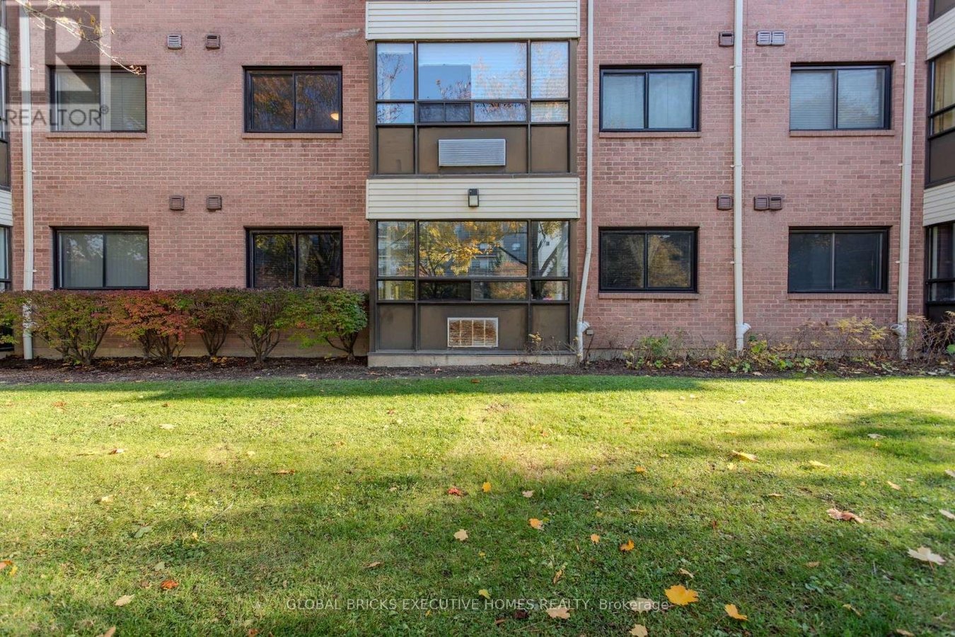 102 - 1275 CORNERBROOK PLACE - Photo 6
