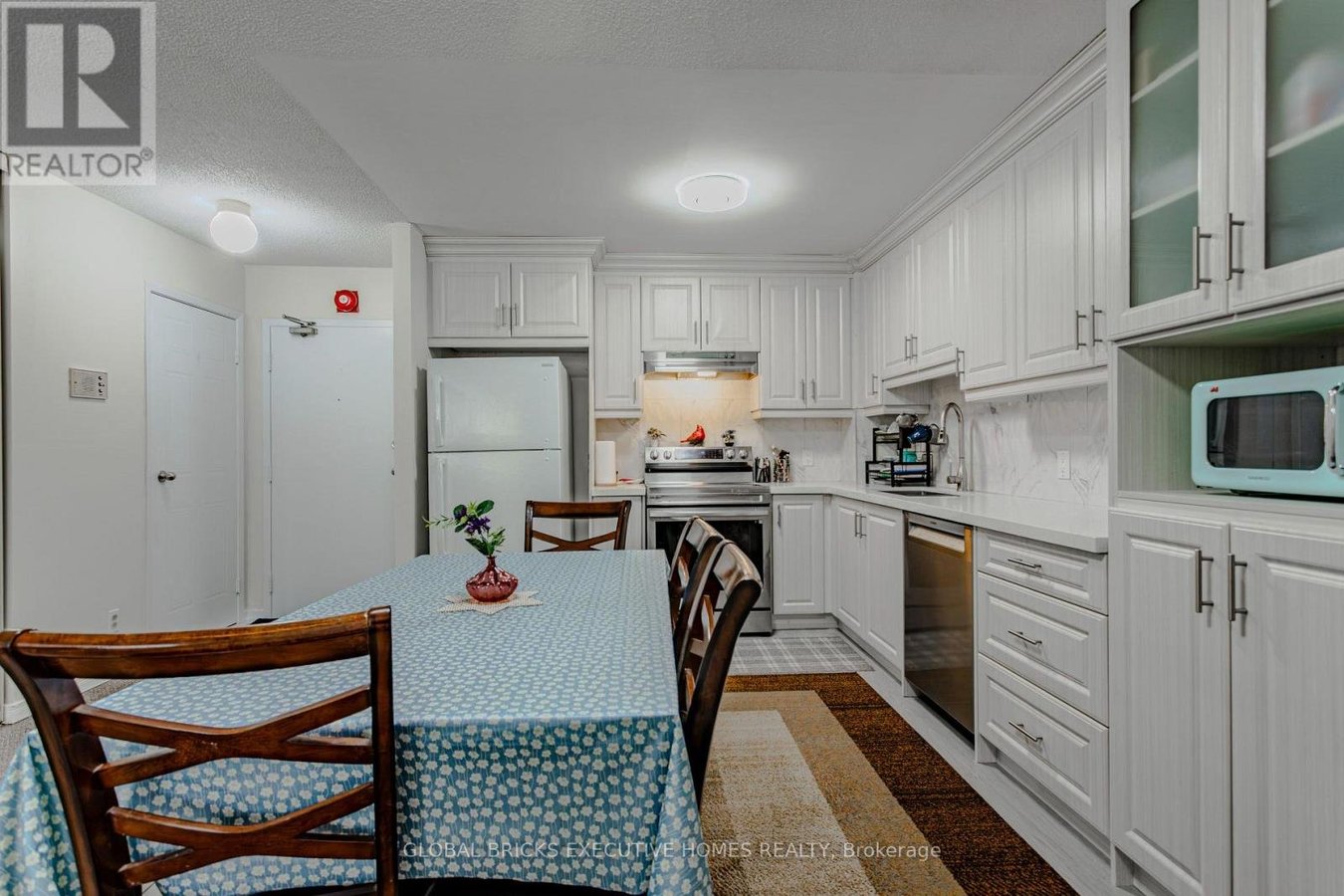 102 - 1275 CORNERBROOK PLACE - Photo 9