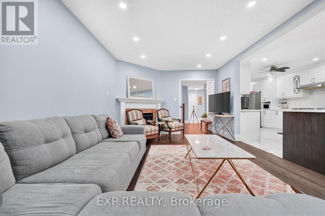 UPPER - 5896 CHORLEY PLACE - Photo 5