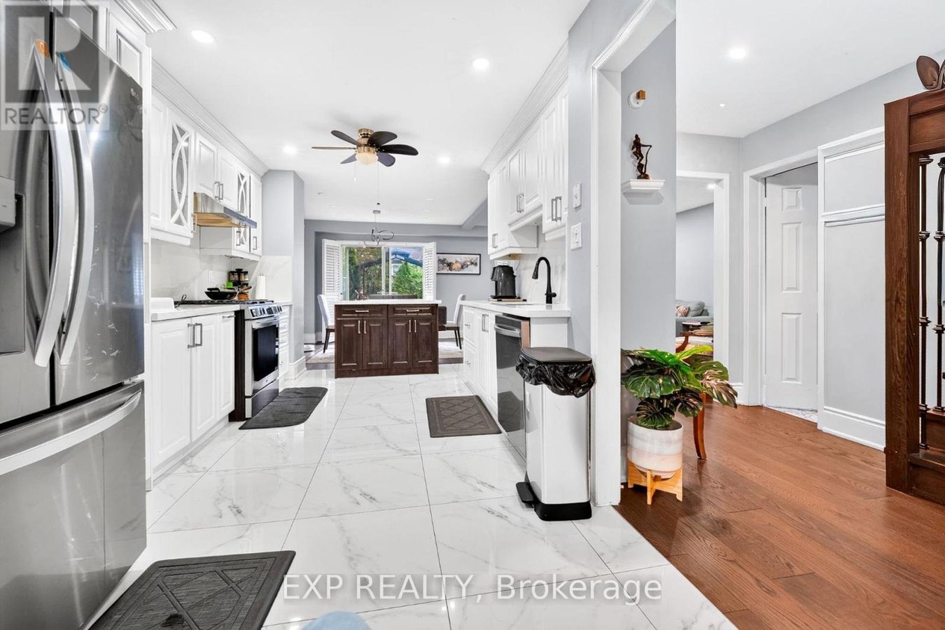UPPER - 5896 CHORLEY PLACE - Photo 6