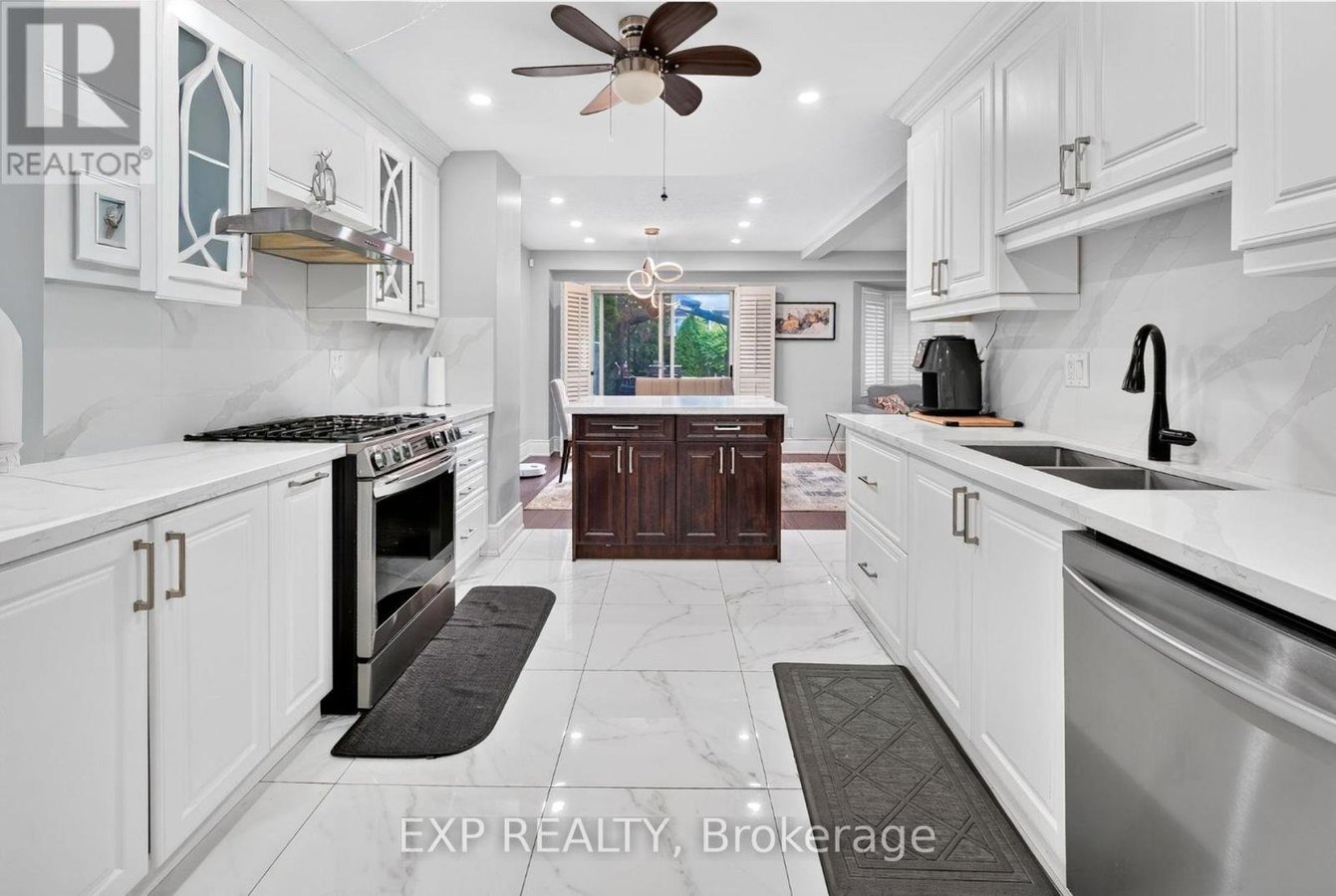 UPPER - 5896 CHORLEY PLACE - Photo 7