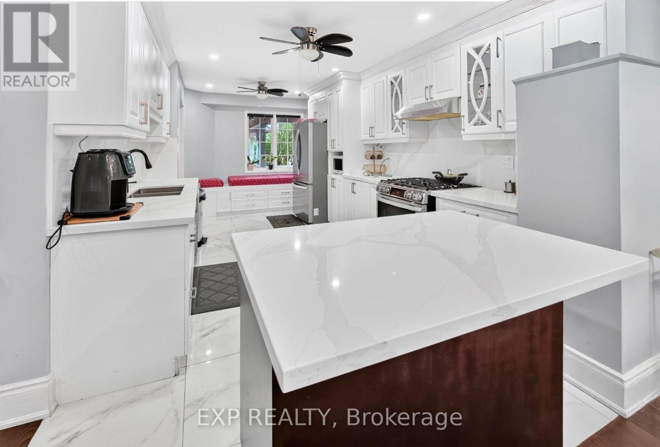 UPPER - 5896 CHORLEY PLACE - Photo 8