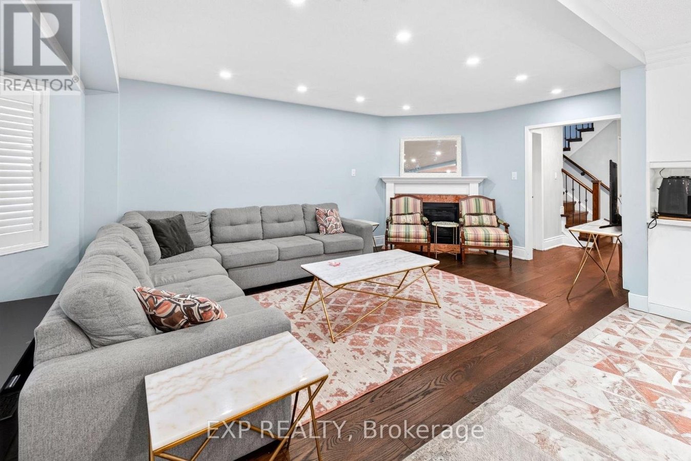 UPPER - 5896 CHORLEY PLACE - Photo 10