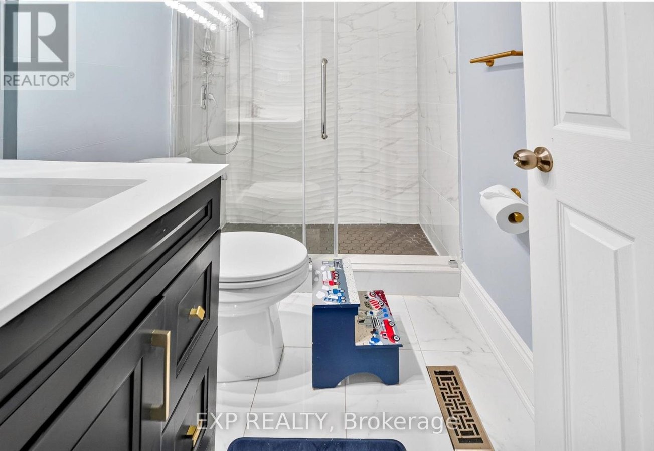 UPPER - 5896 CHORLEY PLACE - Photo 21