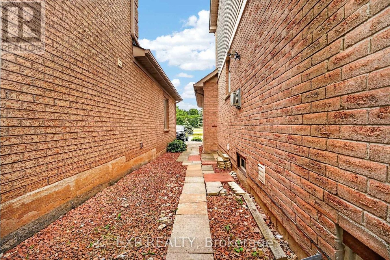UPPER - 5896 CHORLEY PLACE - Photo 46