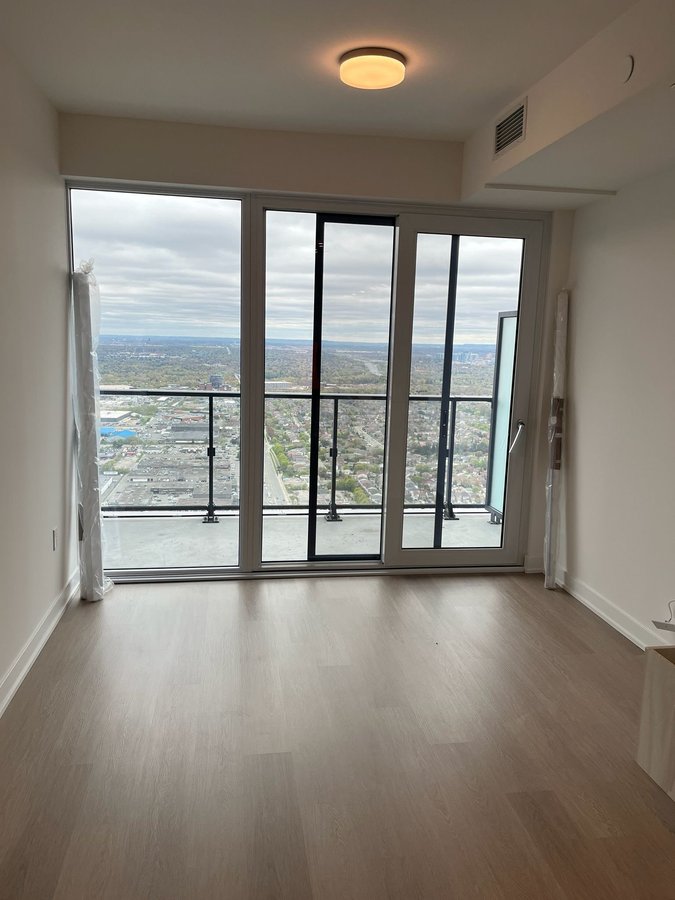 448 Burnhamthorpe Road West - Photo 4