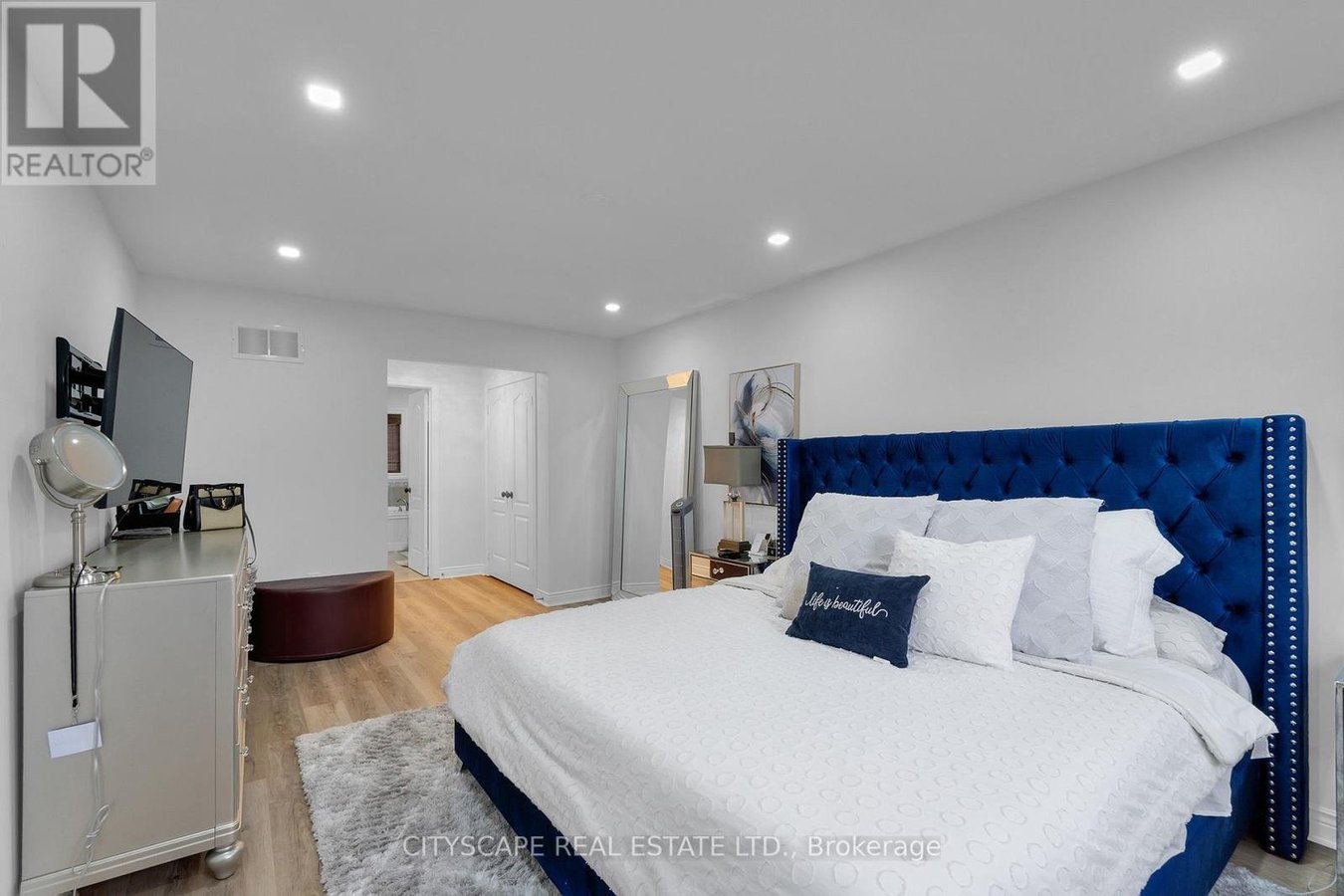 6421 DONWAY DRIVE - Photo 24