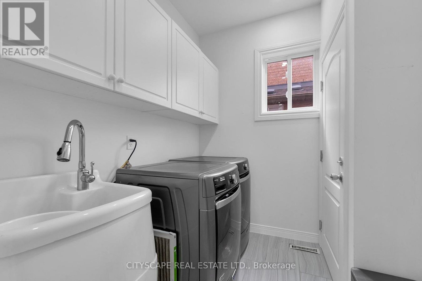 6421 DONWAY DRIVE - Photo 36