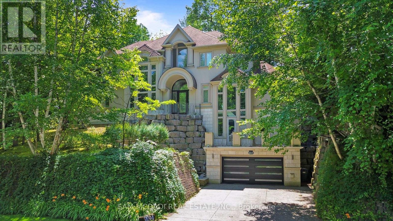 2014 HEARTWOOD COURT - Photo 1