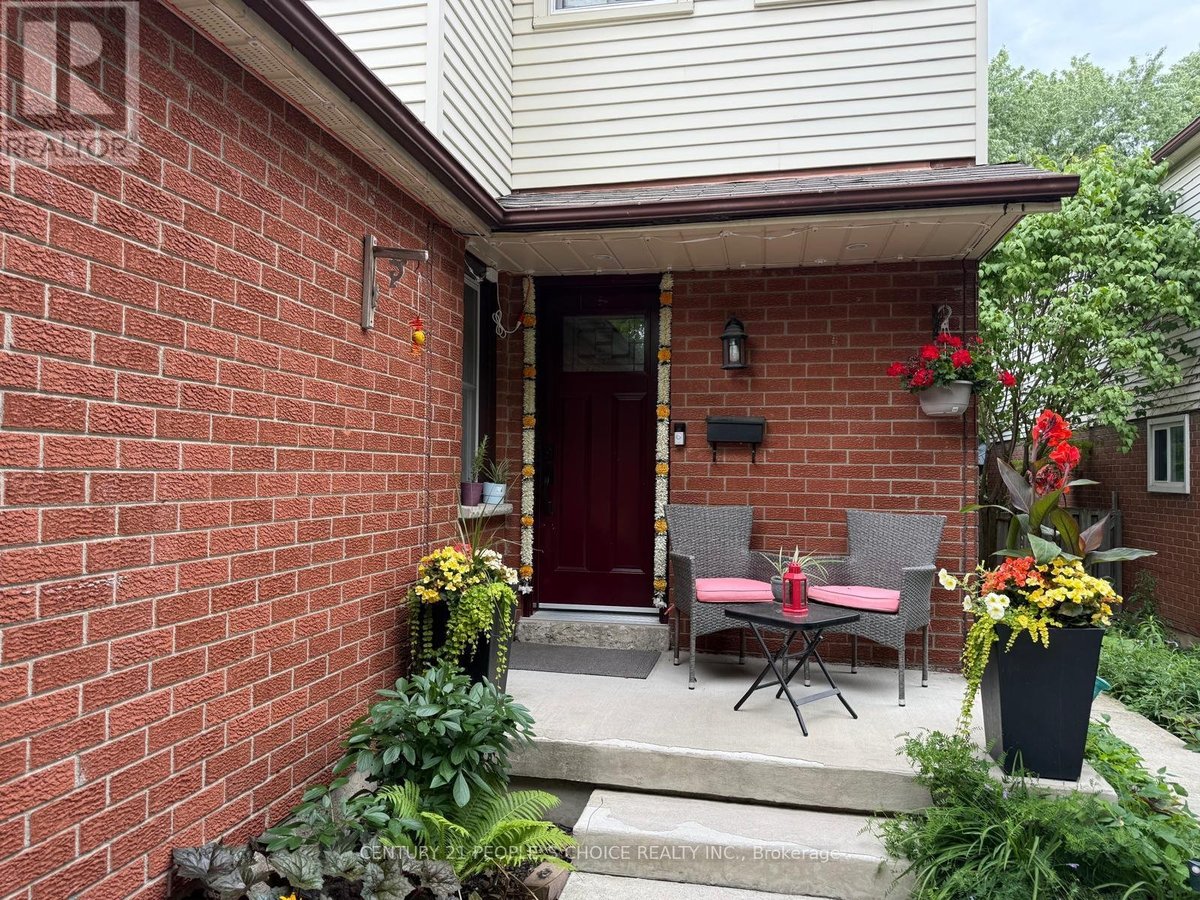 2753 WILLOWMORE WAY - Photo 3