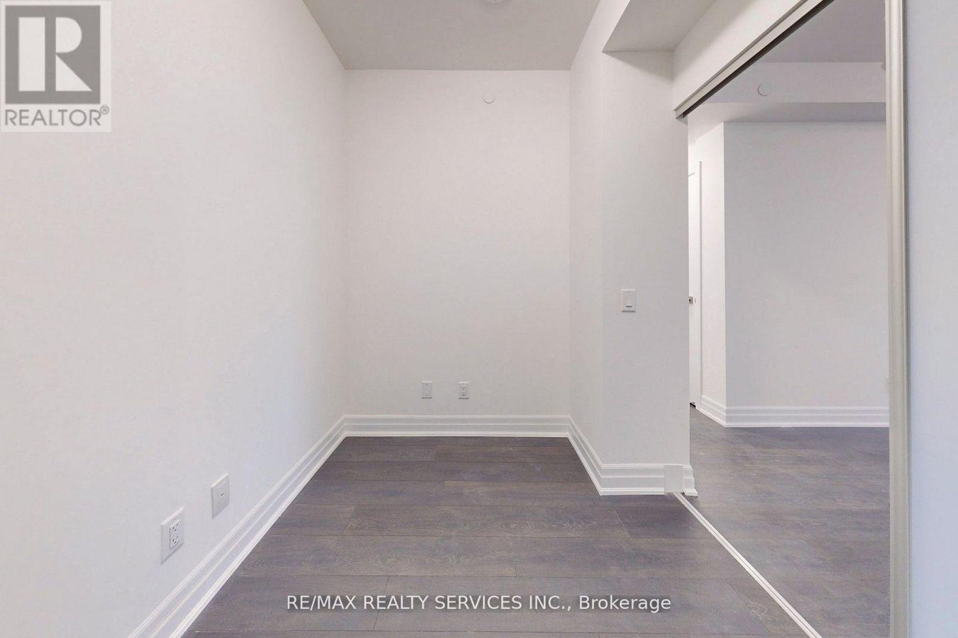 3406 - 36 ELM DRIVE W - Photo 23