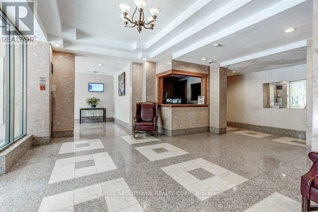 1007 - 55 ELM DRIVE W - Photo 5