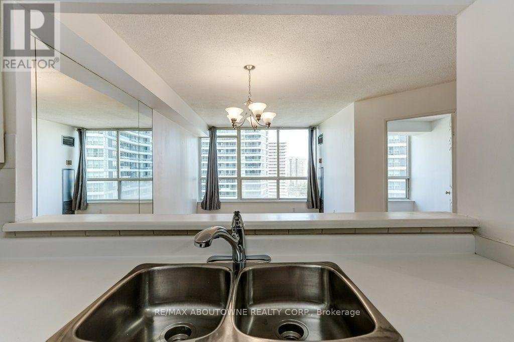 1007 - 55 ELM DRIVE W - Photo 11