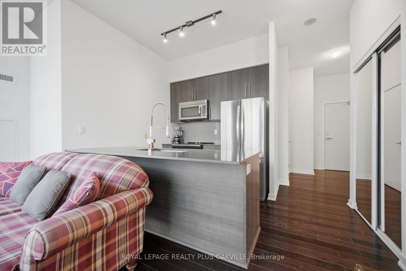 308 - 4011 BRICKSTONE MEWS - Photo 6