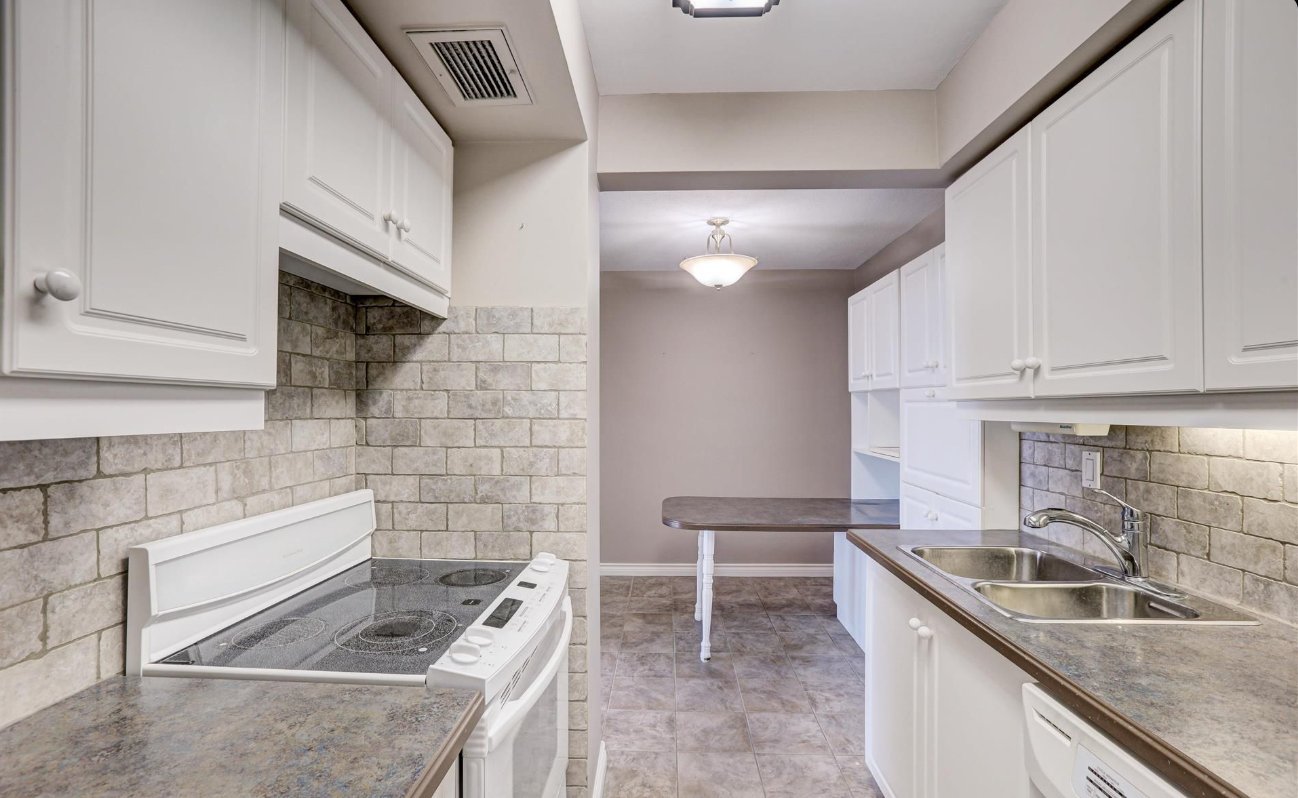 1333 Bloor Street - Photo 6