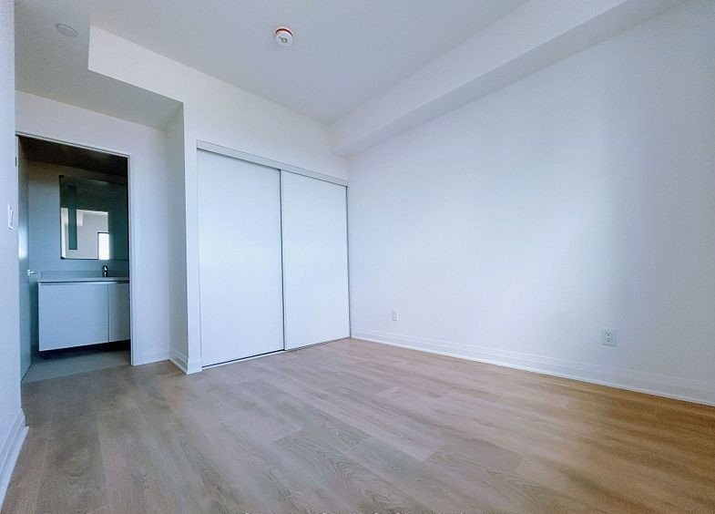 4015 The Exchange - Photo 7