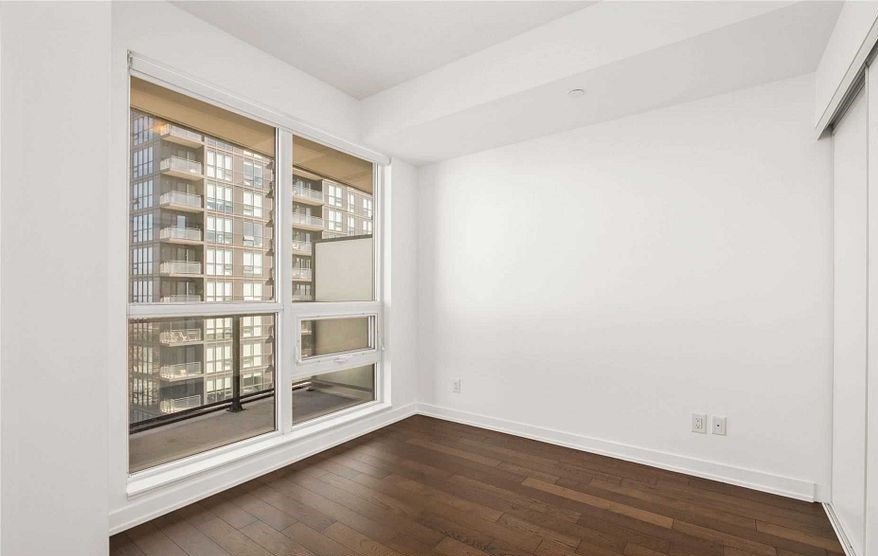 510 Curran Place - Photo 18