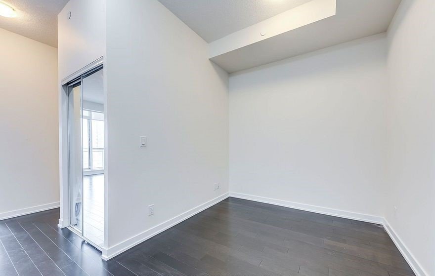 510 Curran Place - Photo 11