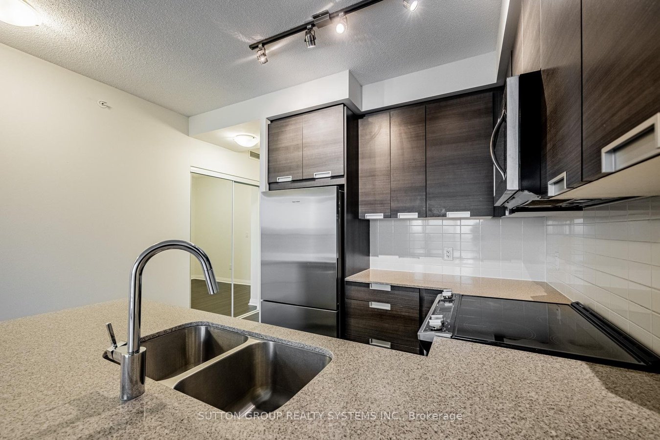 5025 Four Springs Avenue - Photo 10