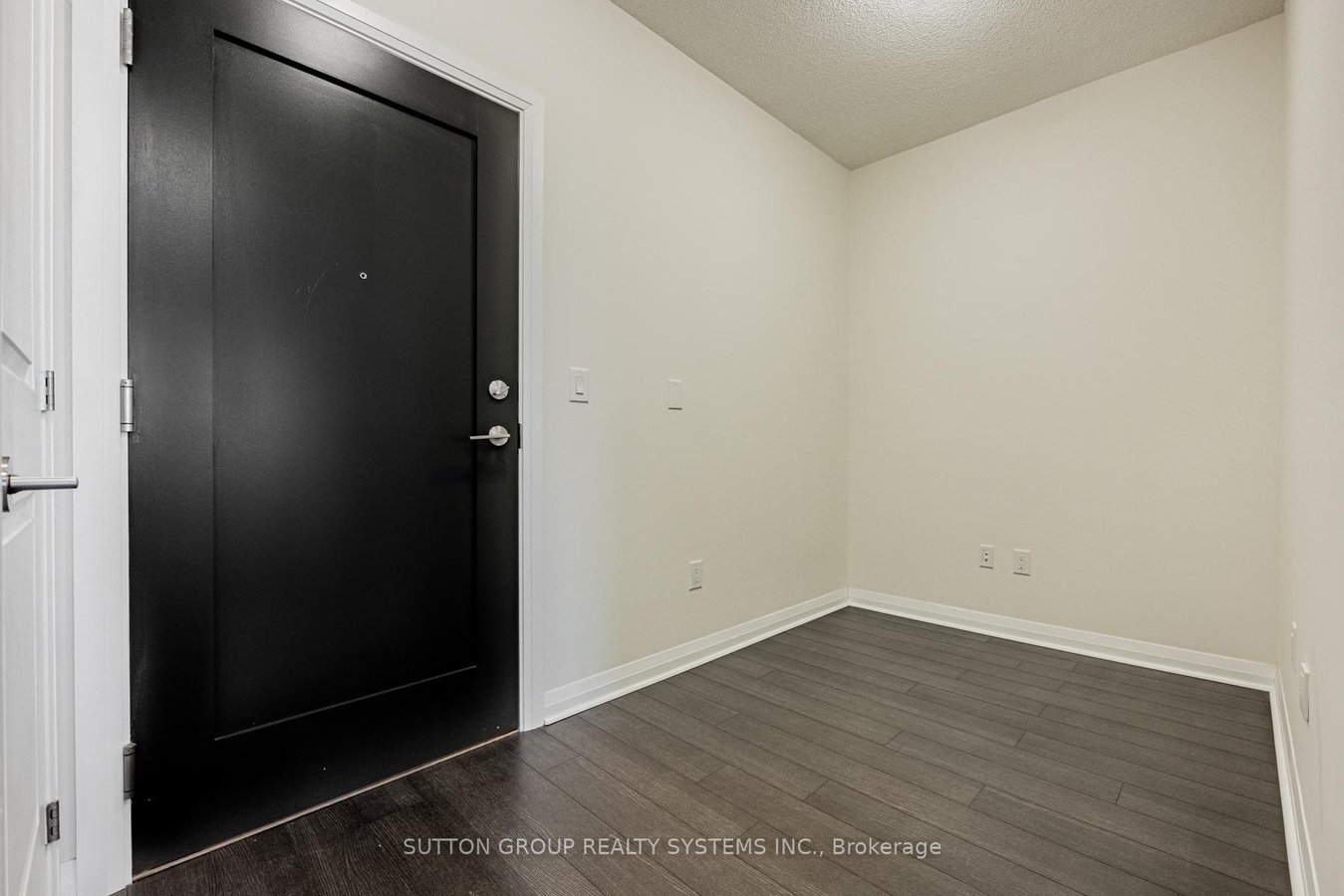 5025 Four Springs Avenue - Photo 4