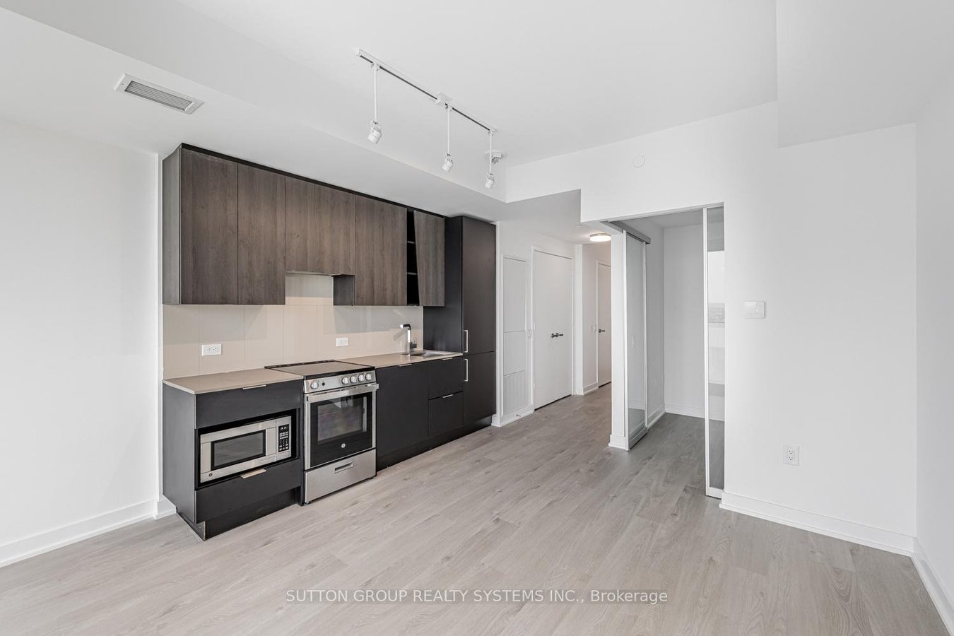 3900 Confederation Parkway - Photo 5