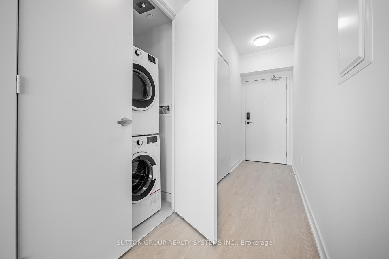 3900 Confederation Parkway - Photo 11