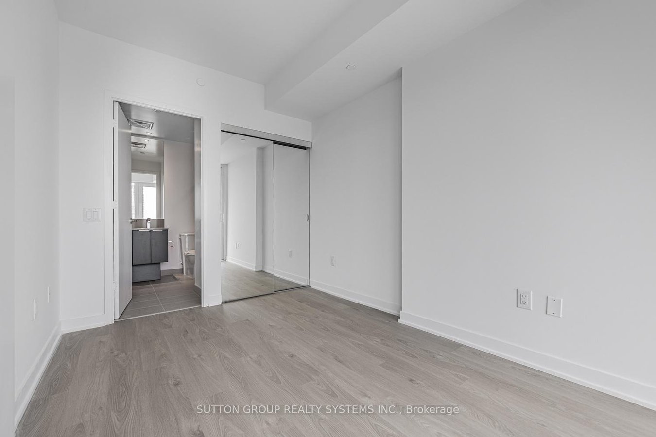 3900 Confederation Parkway - Photo 16