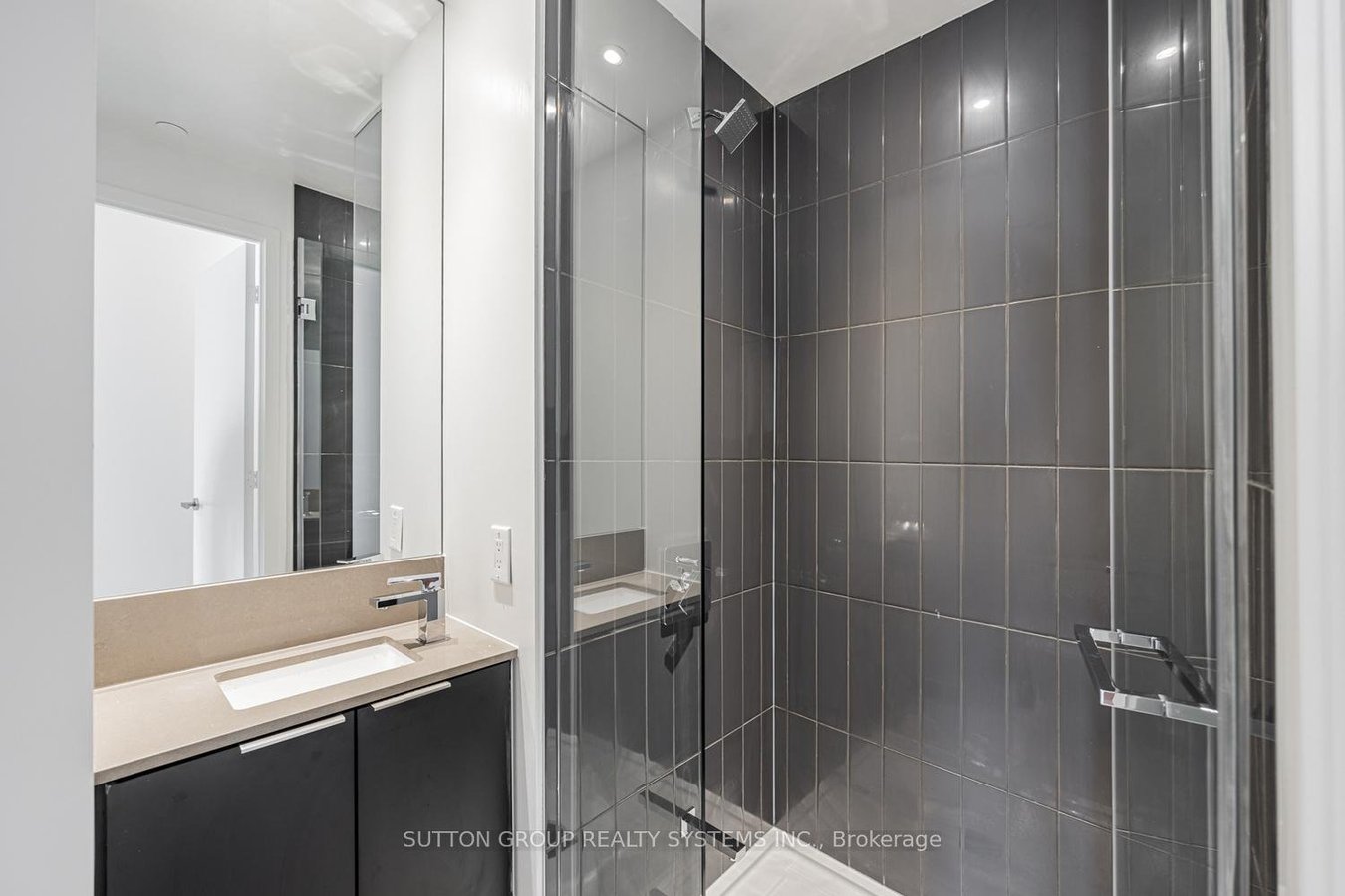 3900 Confederation Parkway - Photo 15