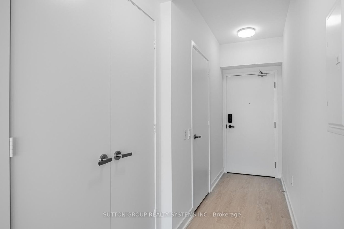 3900 Confederation Parkway - Photo 2