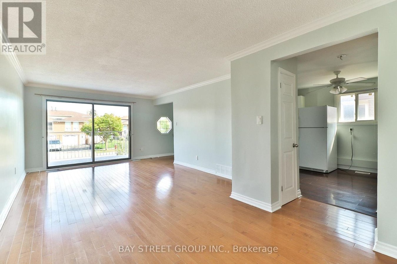 UPPER UNIT - 489 FERGO AVENUE - Photo 8