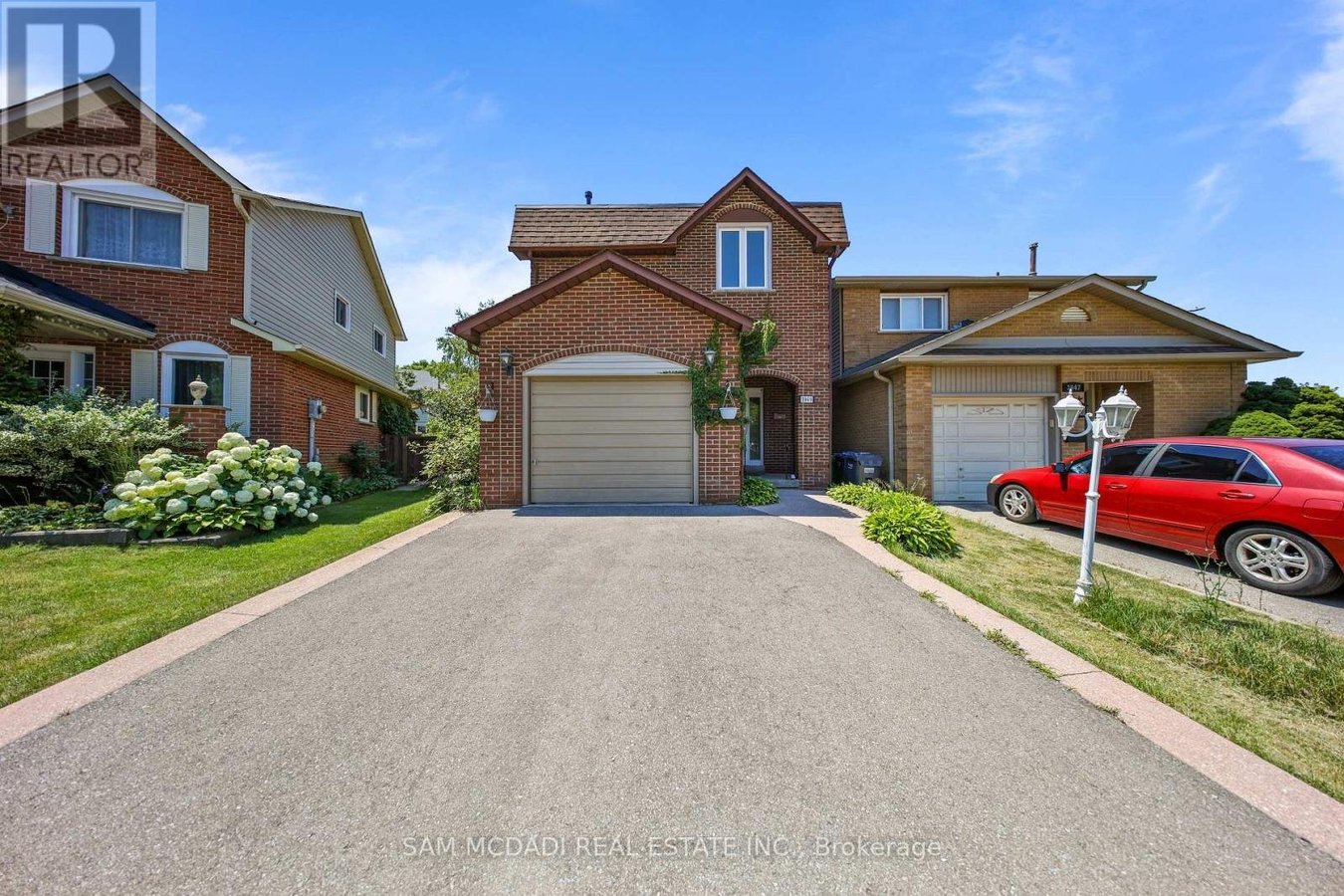 3949 TEAKWOOD DRIVE - Photo 1