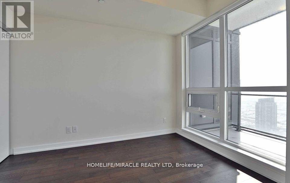 1603 - 510 CURRAN PLACE - Photo 11