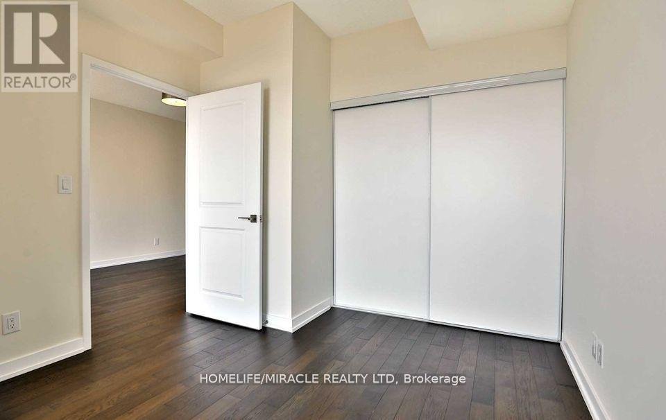 1603 - 510 CURRAN PLACE - Photo 13