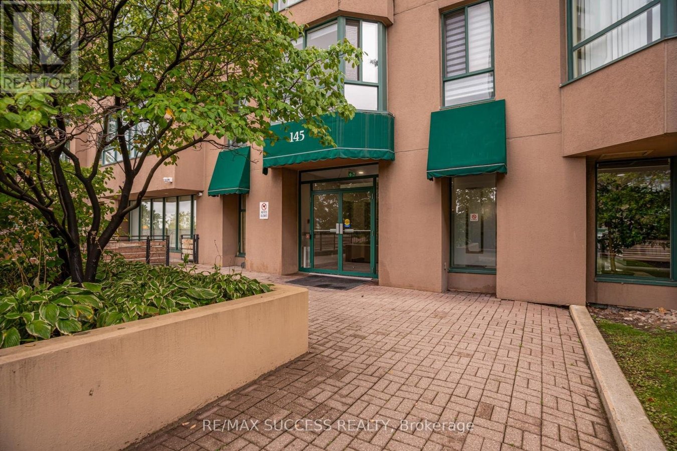 713 - 145 HILLCREST AVENUE - Photo 11