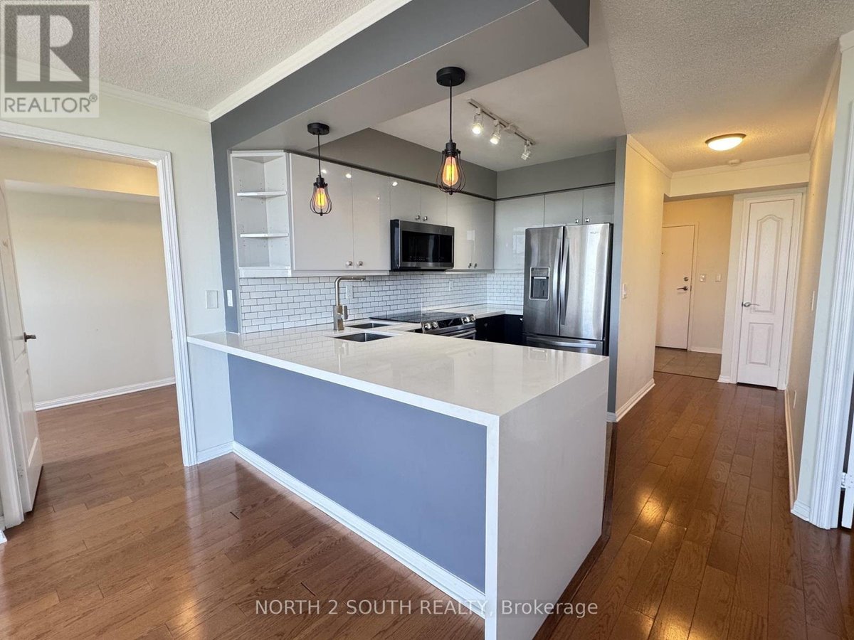 1002 - 1150 PARKWEST PLACE - Photo 1