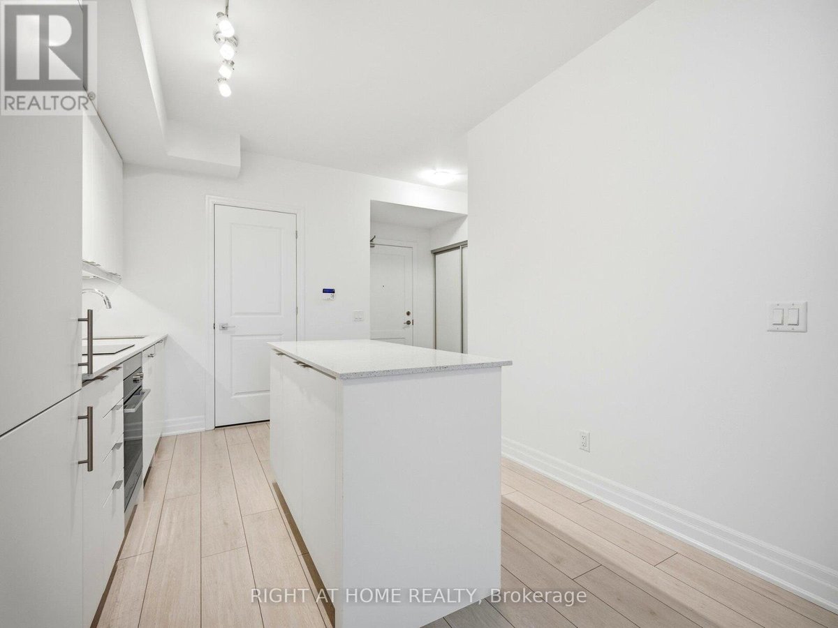 1807 - 30 ELM DRIVE W - Photo 9