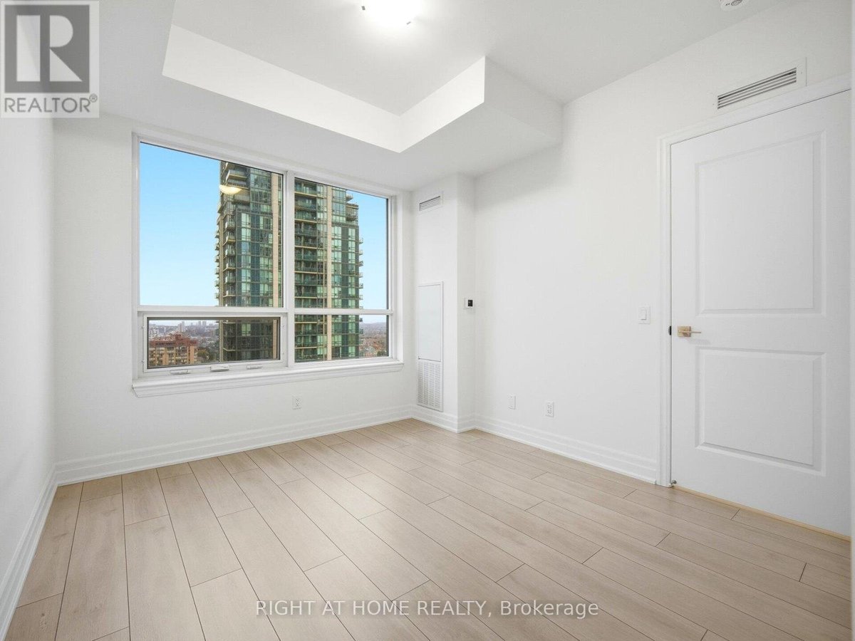1807 - 30 ELM DRIVE W - Photo 21