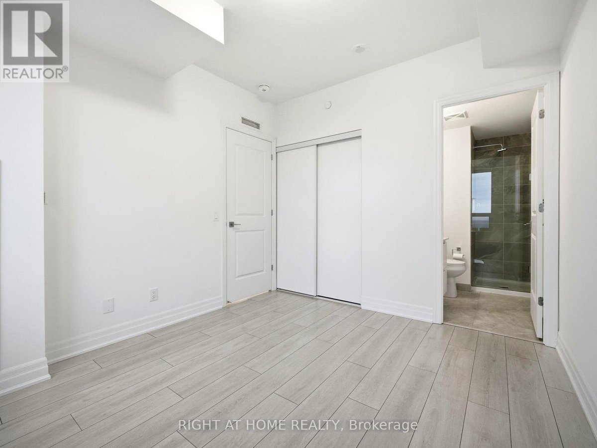 1807 - 30 ELM DRIVE W - Photo 23