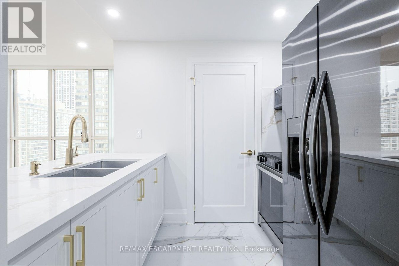 1603 - 285 ENFIELD PLACE - Photo 6