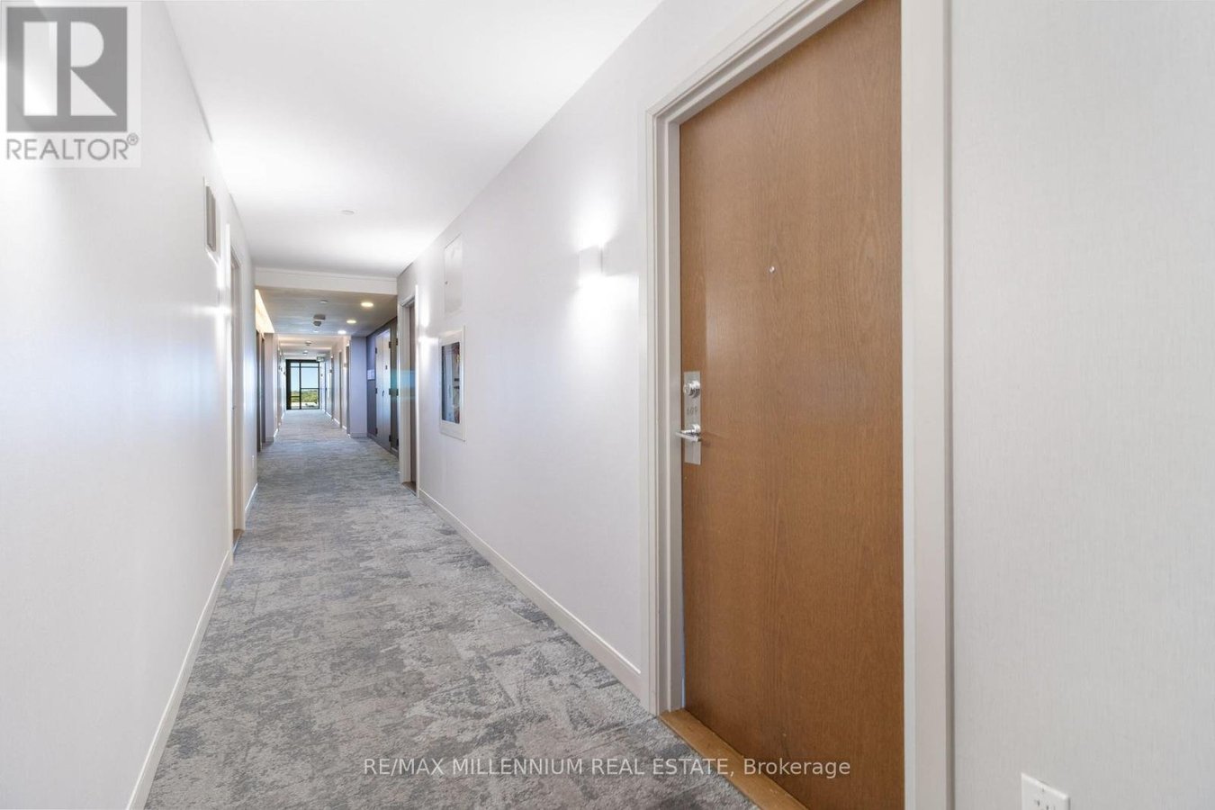 609 - 2560 EGLINTON W AVENUE - Photo 10