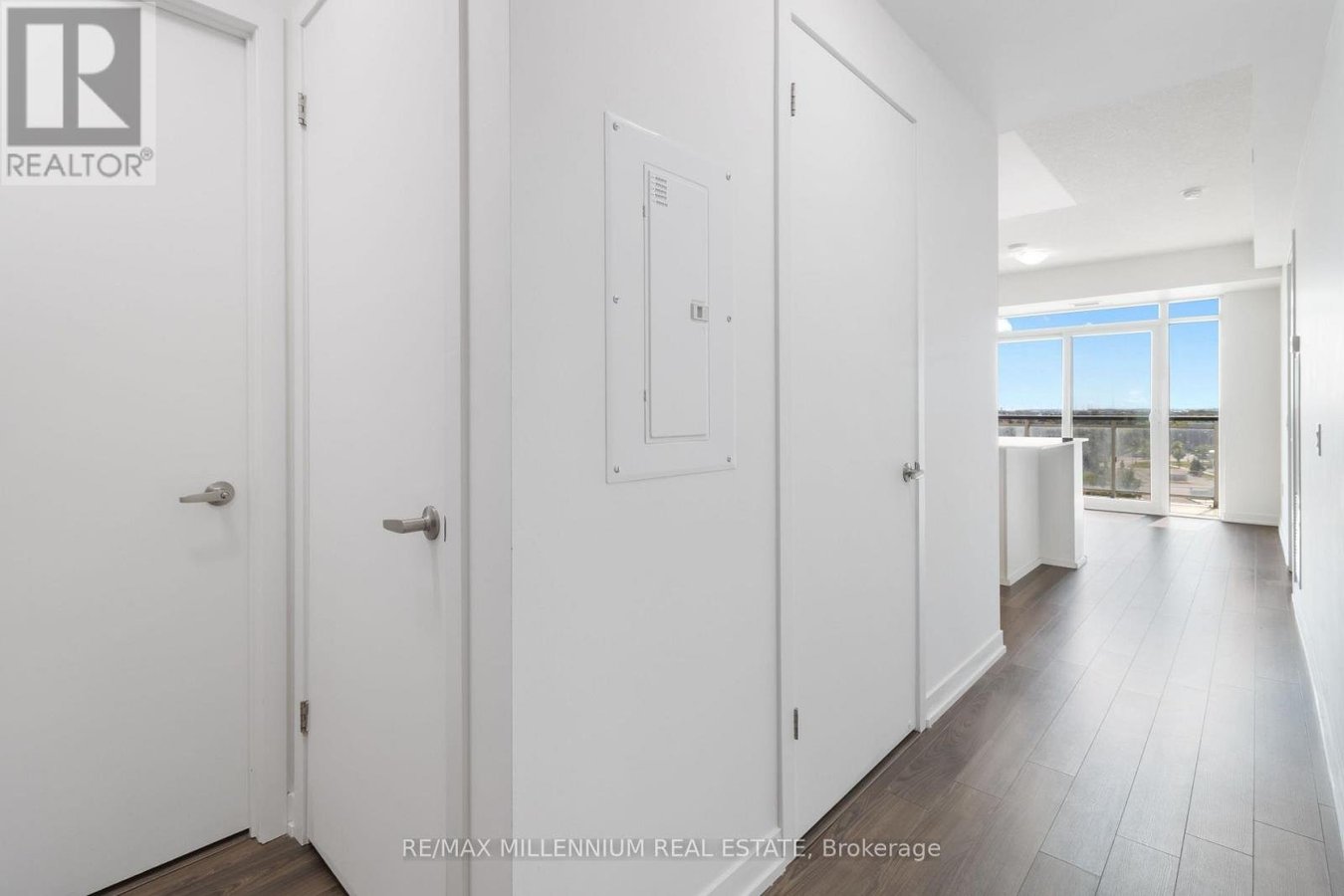 609 - 2560 EGLINTON W AVENUE - Photo 14
