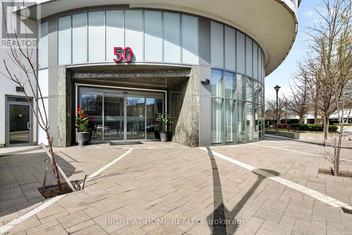 3806 - 50 ABSOLUTE AVENUE - Photo 2