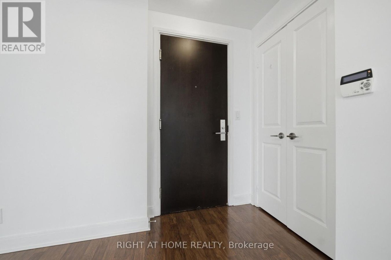 3806 - 50 ABSOLUTE AVENUE - Photo 5