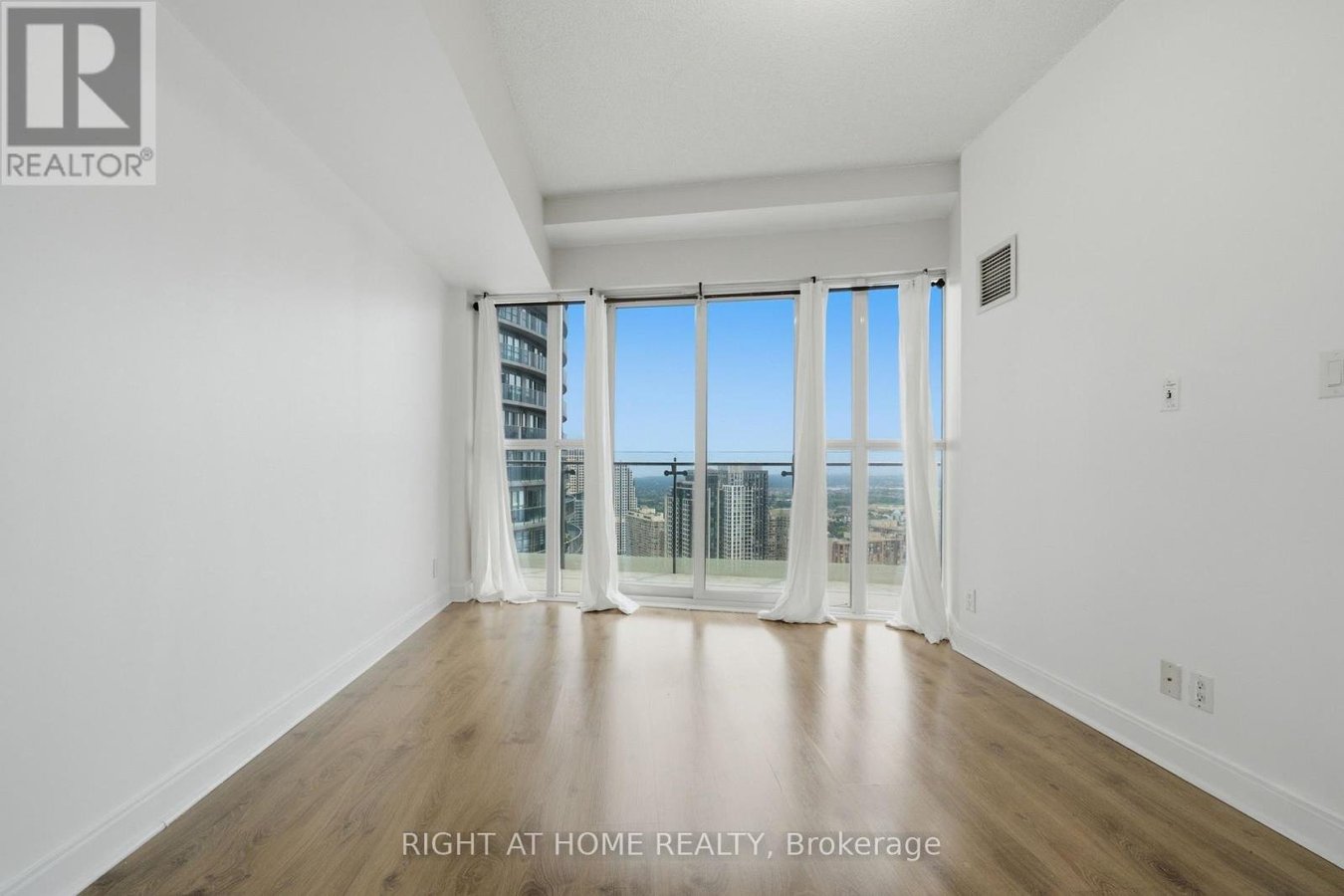 3806 - 50 ABSOLUTE AVENUE - Photo 12