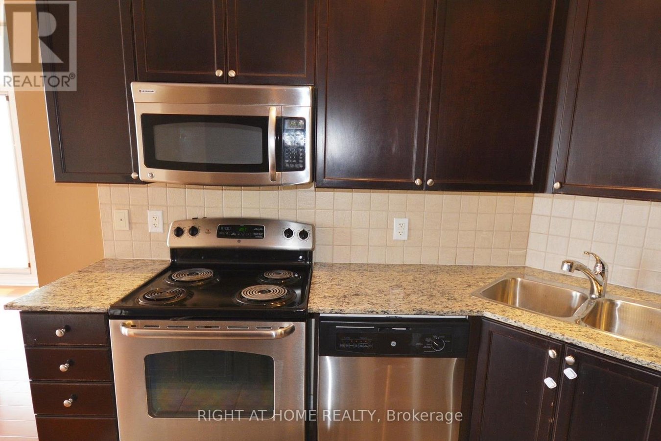 3009 - 225 WEBB DRIVE - Photo 9