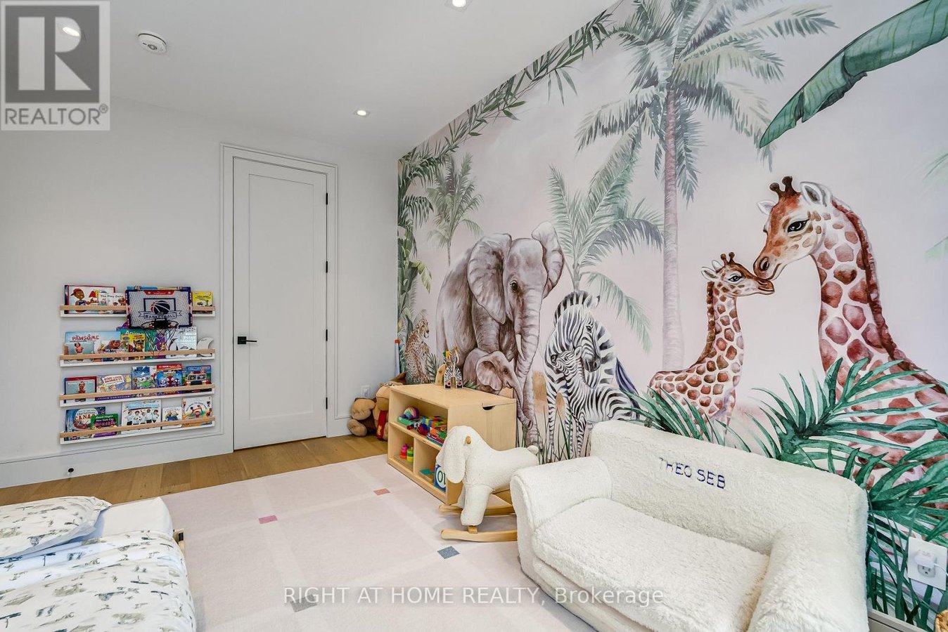 585 MONTBECK CRESCENT - Photo 30