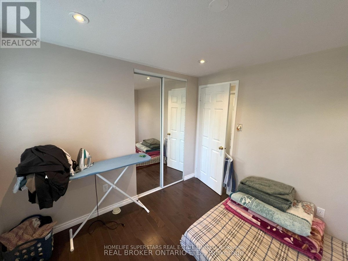 1 - 2555 THOMAS STREET - Photo 9