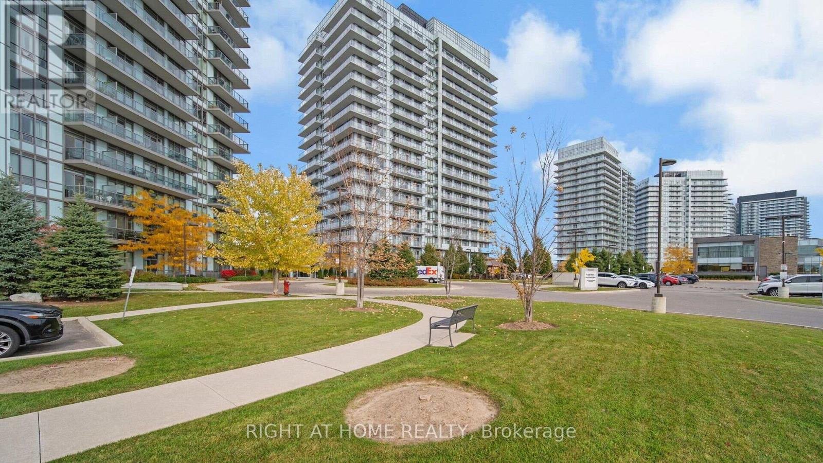 206 - 4655 GLEN ERIN DRIVE - Photo 2